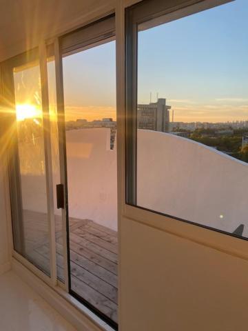 14Eme Et Der Etage "Arty" Avec 2 Chambres Et Vue Panoramique ! Créteil Exterior foto